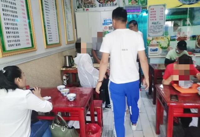 1631932898287623 (1).jpg